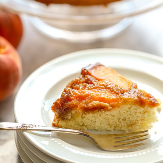 Upside down peach cake