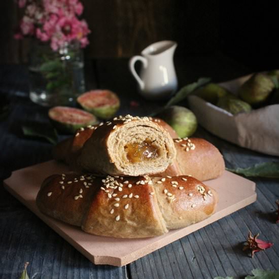 Brioches with cereals