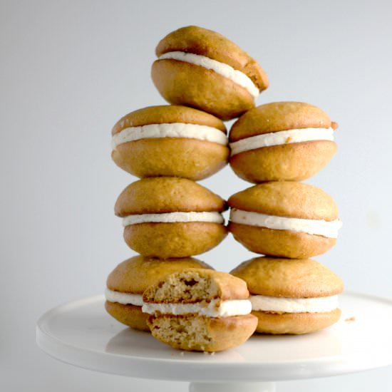Honey Cake Whoopie Pies