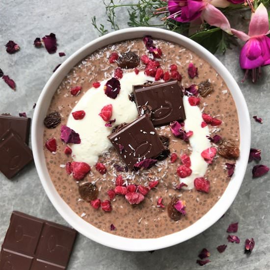 Chocolate and Raisin Chia Pudding