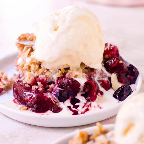 Vanilla Almond Plum Berry Crisp