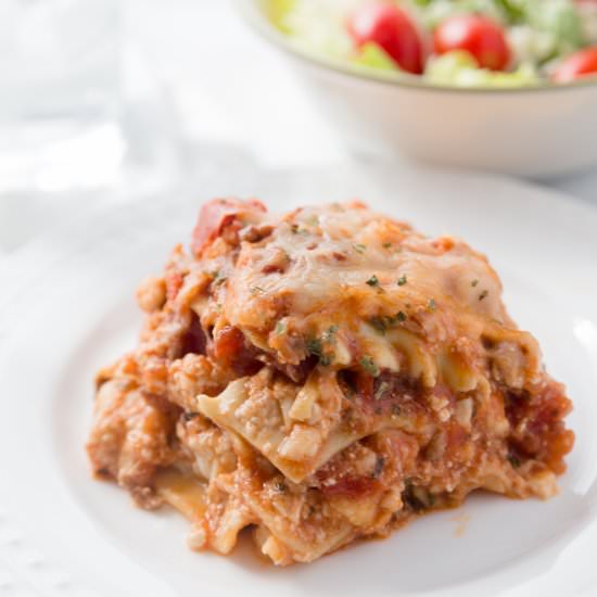 Grandma’s Crockpot Lasagna