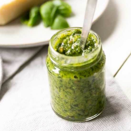 Basil pesto