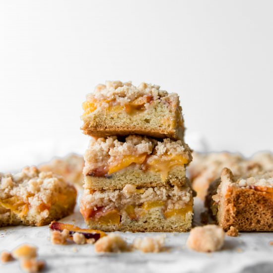 Peach Cobbler Cookie Bars