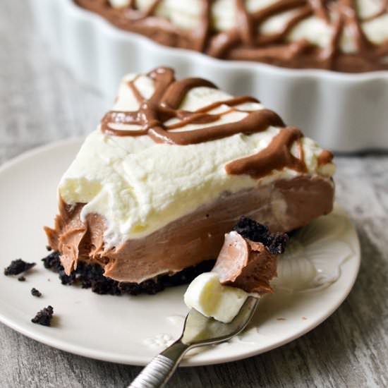 No Bake Brownie Batter Cheesecake