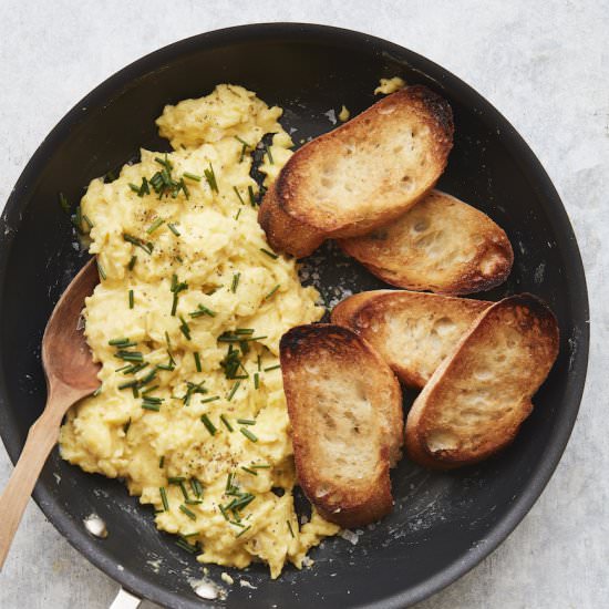 Perfectly Soft Scrambled Eggs