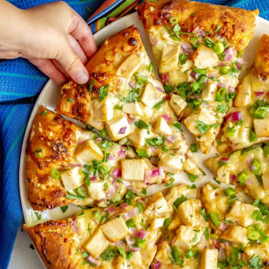 Easy BBQ Chicken Pizza