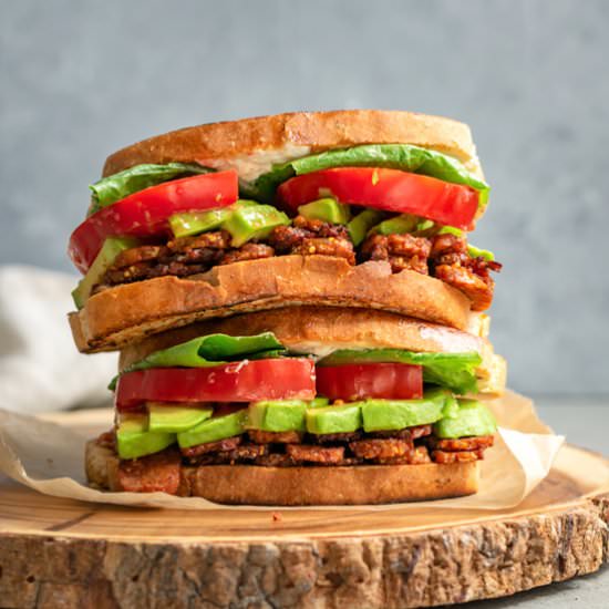 Vegan Tempeh BLT Sandwiches