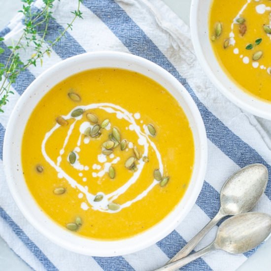 Paleo Roasted Autumn Squash Soup