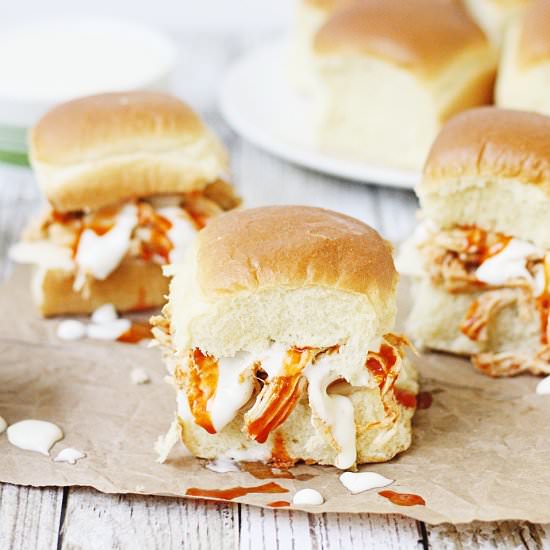 Slow Cooker Buffalo Ranch Chicken