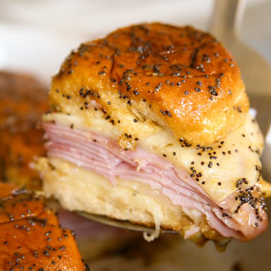 Poppy Seed Ham and Cheese Sliders