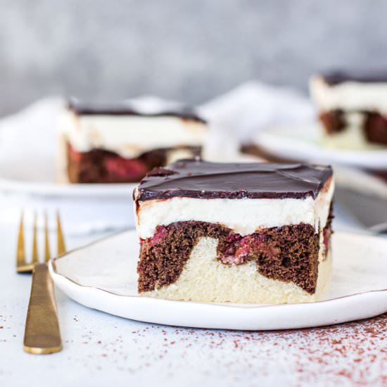 Danube Waves Cake