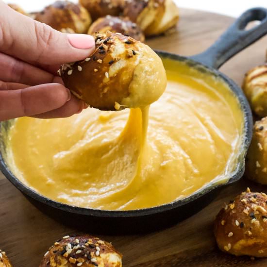Everything Bagel Pretzel Bites