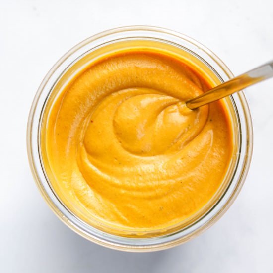 The BEST Vegan Cheese Sauce