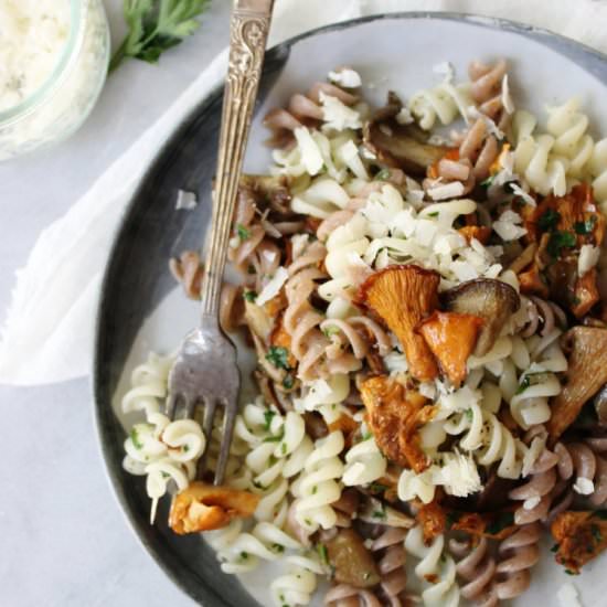 Wild mushroom and herb pasta