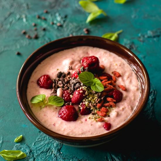 Millet raspberry pudding