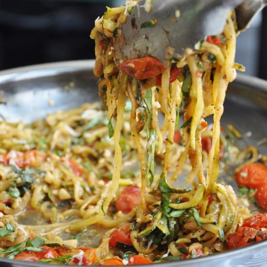 Caprese Zucchini Noodles