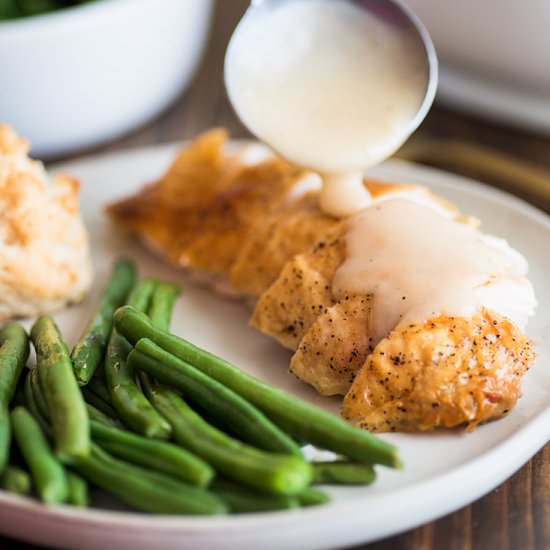 How to Make Gravy From Drippings