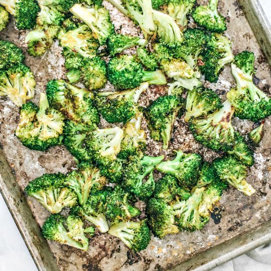 Best Oven-Roasted Broccoli