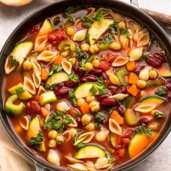 Homemade Minestrone Soup