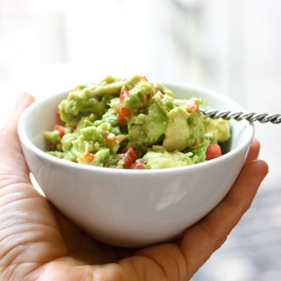 Homemade Simple Guacamole