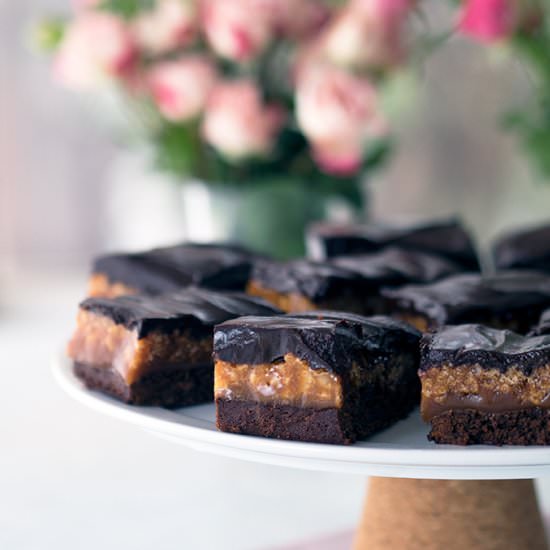 Caramel Crunch Brownies