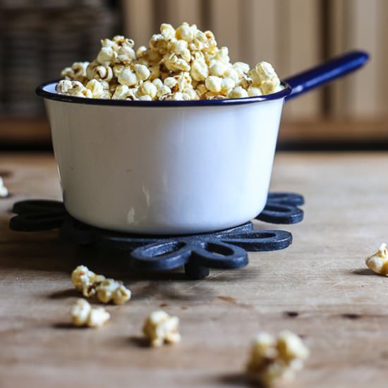 Buttered Maple Bacon Salt Popcorn