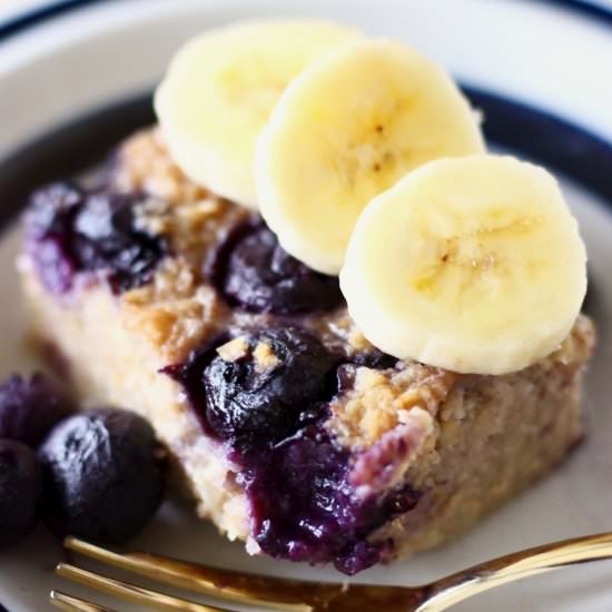 Blueberry Banana Baked Oatmeal