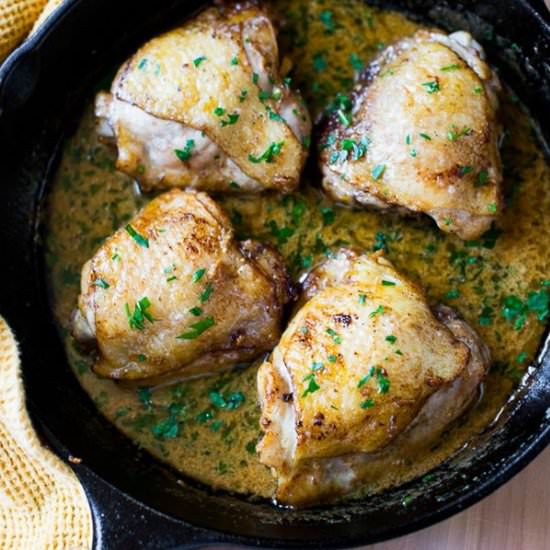 Baked Garlic Chicken Thighs
