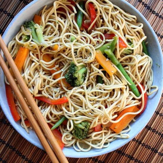 Veggie noodles stir fry