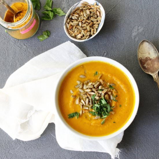 Spiced carrot soup