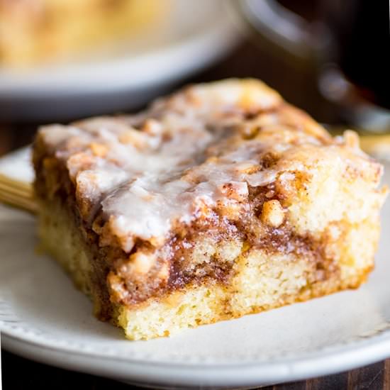 Small Apple Cinnamon Cake