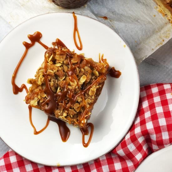 Salted Caramel Apple Pie Bars