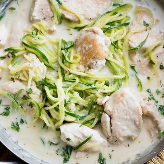 Creamy garlic zucchini noodles