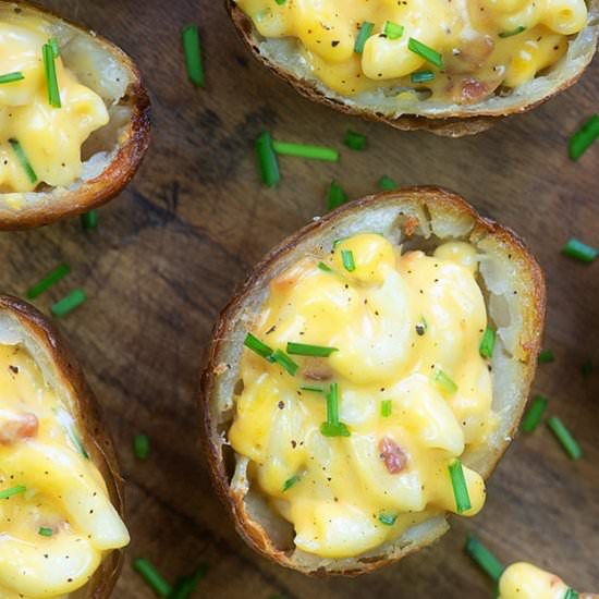 MAC AND CHEESE POTATO SKINS