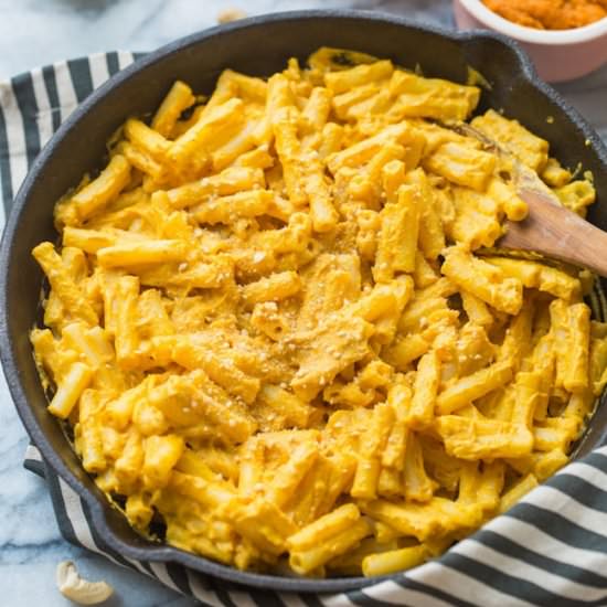 Vegan Pumpkin Mac and Cheese