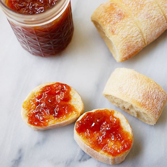 Bananas foster jam