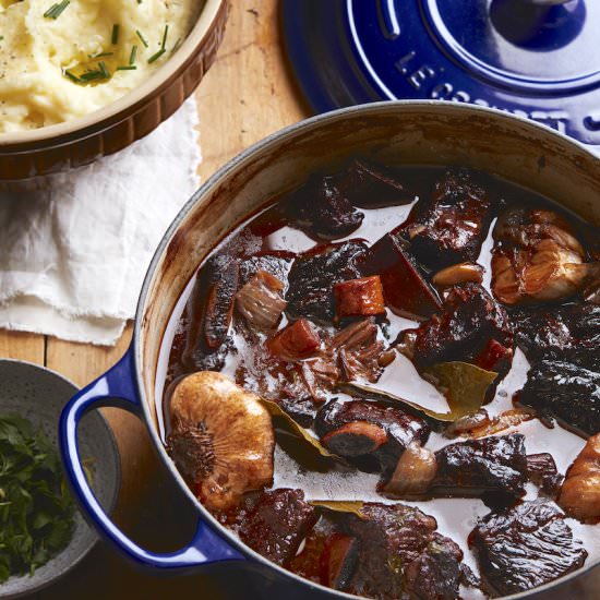 Garlic Red Wine Braised Short Ribs