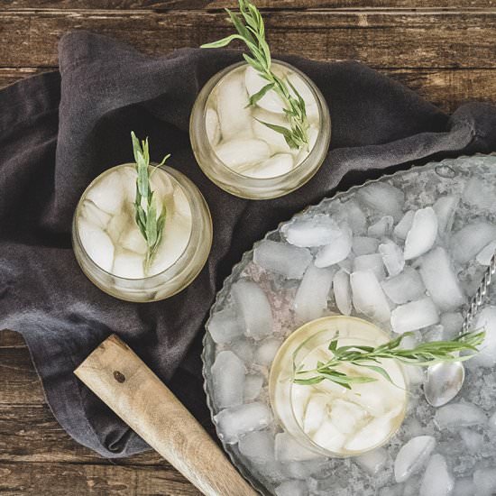 Fennel and Peach Sour