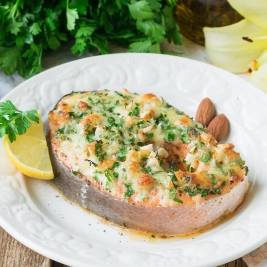 Baked Salmon with Cheese and Almond