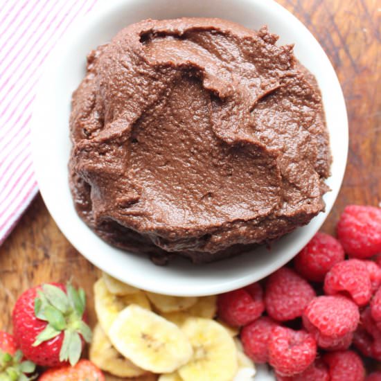 Chocolate hummus