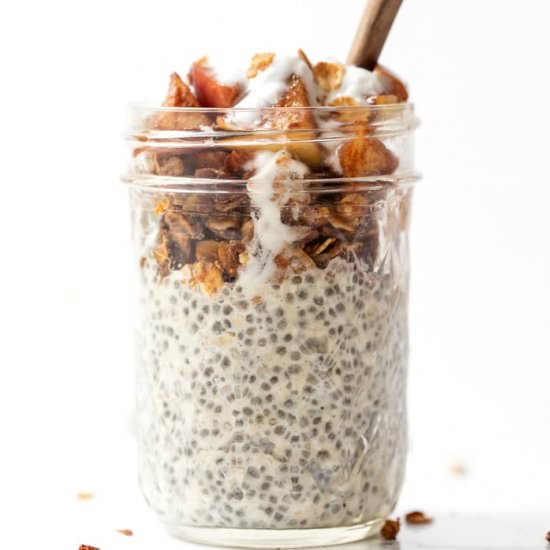 Apple Pie Breakfast Parfaits