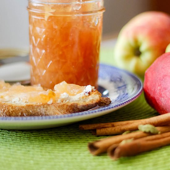 Cardamom Apple Pie Preserves