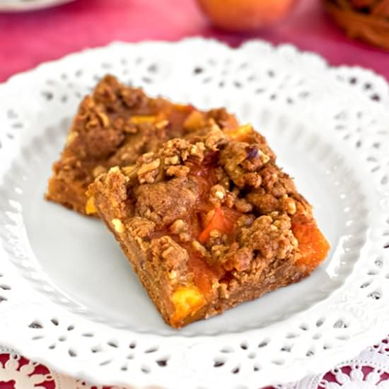 Southern Peach Streusel Bars