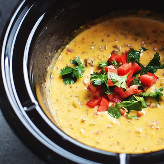 Crockpot Cheese Dip