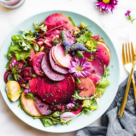 ZINGY MARINATED BEET APPLE SALAD