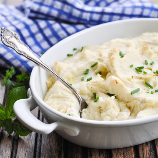 Make Ahead Garlic Mashed Potatoes