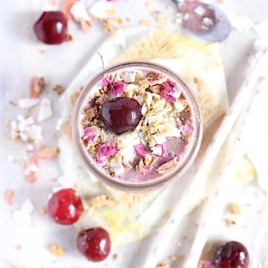 Healthy Cherry Pie Smoothie