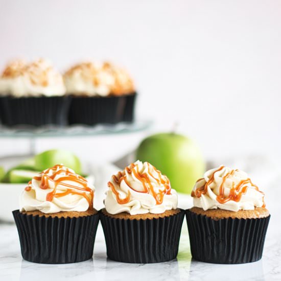 Caramel Applesauce Cupcakes