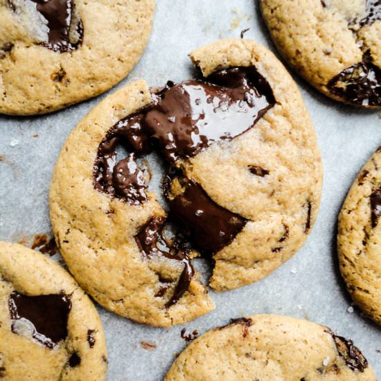 Molten Chocolate Chip Cookies